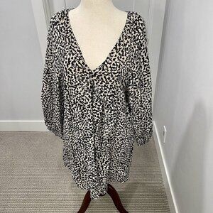 H&M Printed Flowy Dress 3/4 Sleeve Size L